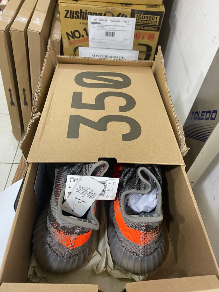 Avaliação de Yeezy Boost 350 V1 Beluga – Tênis Cinza Unissex por Cristian T.