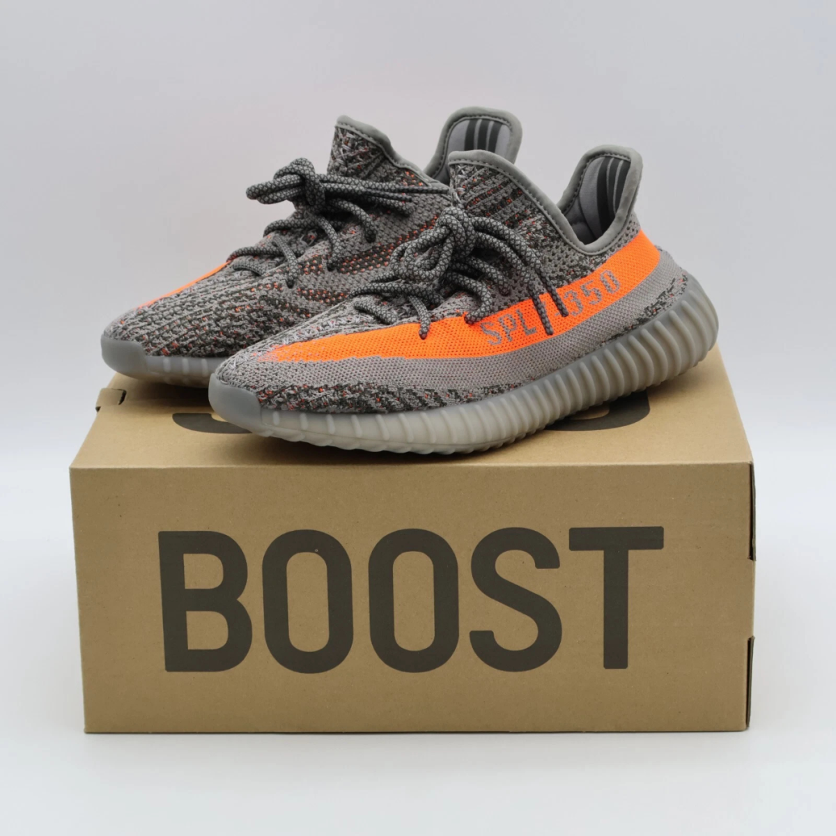 Yeezy Boost 350 V2 Beluga Reflective - caixa do produto