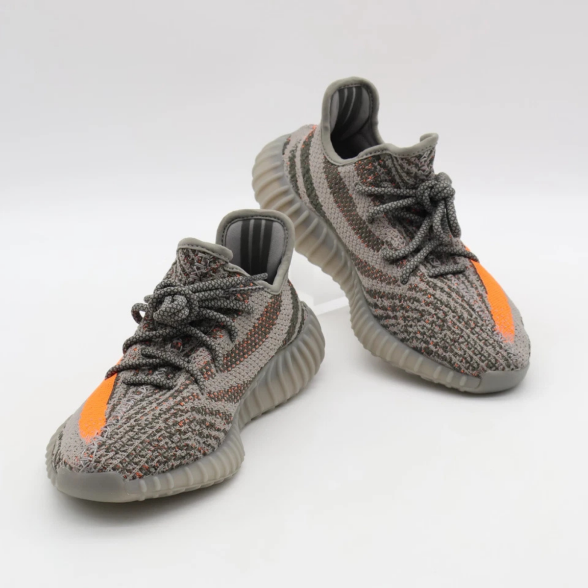 Yeezy Boost 350 V2 Beluga Reflective - vista frontal