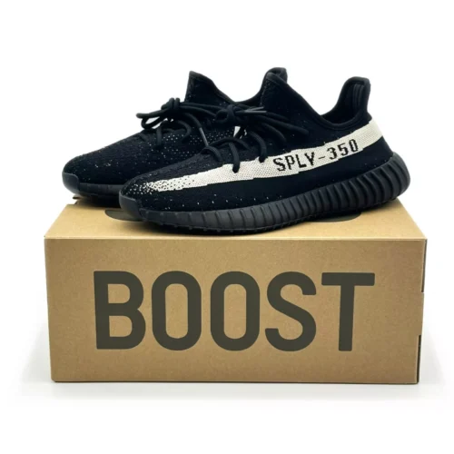 Yeezy Boost 350 V2 Oreo - Imagem 2