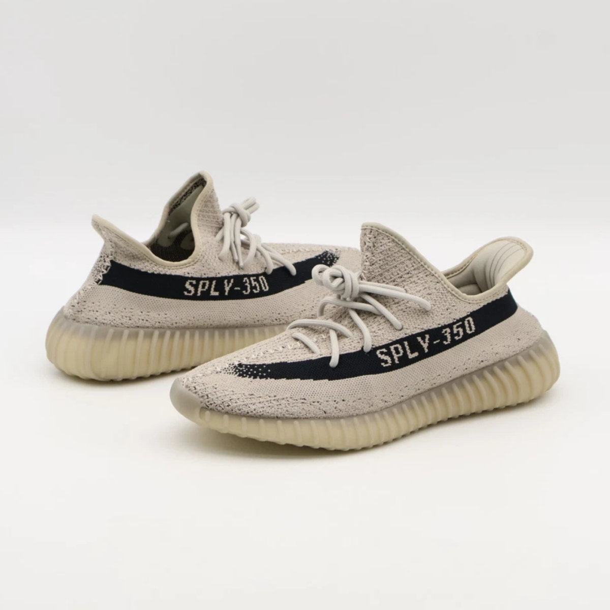 Yeezy Boost 350 V2 Slate - vista lateral