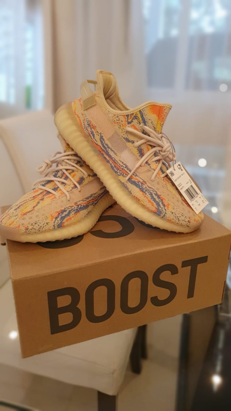 Avaliação de Yeezy Boost 350 V2 MX Oat – Tênis Multicolor Unissex por Rodrigo V.