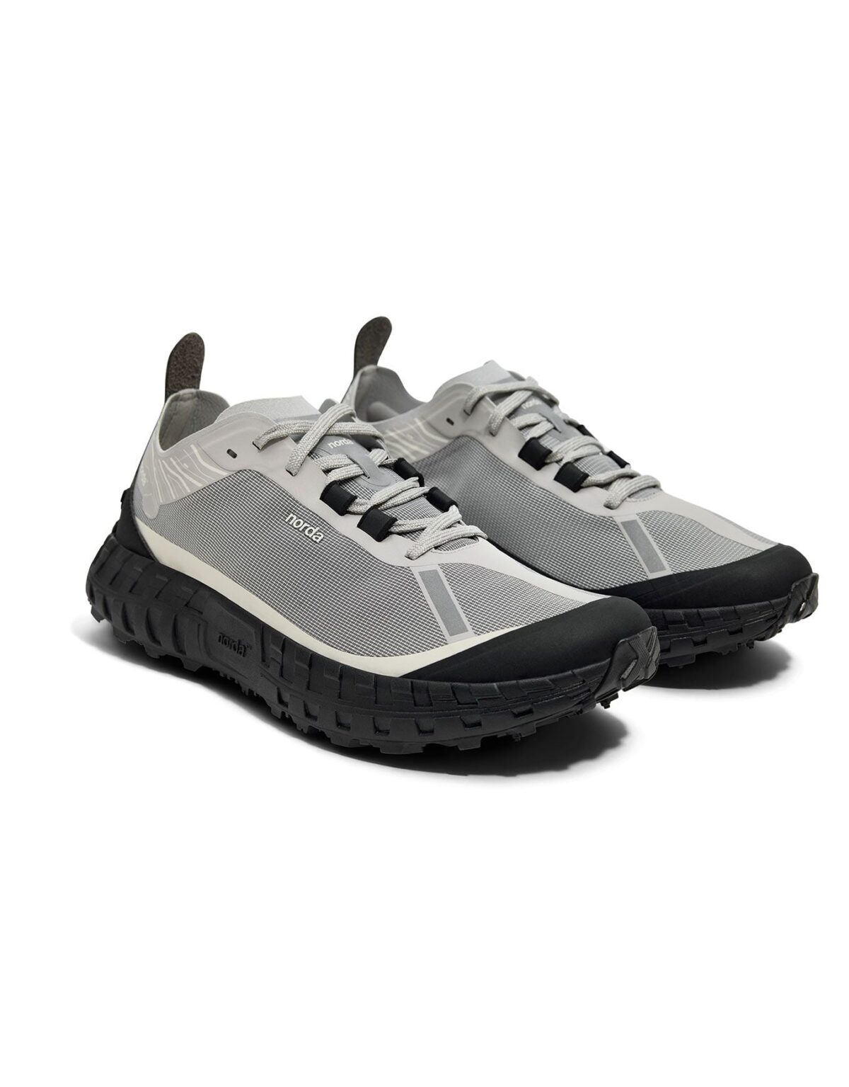Norda 001A M Pewter